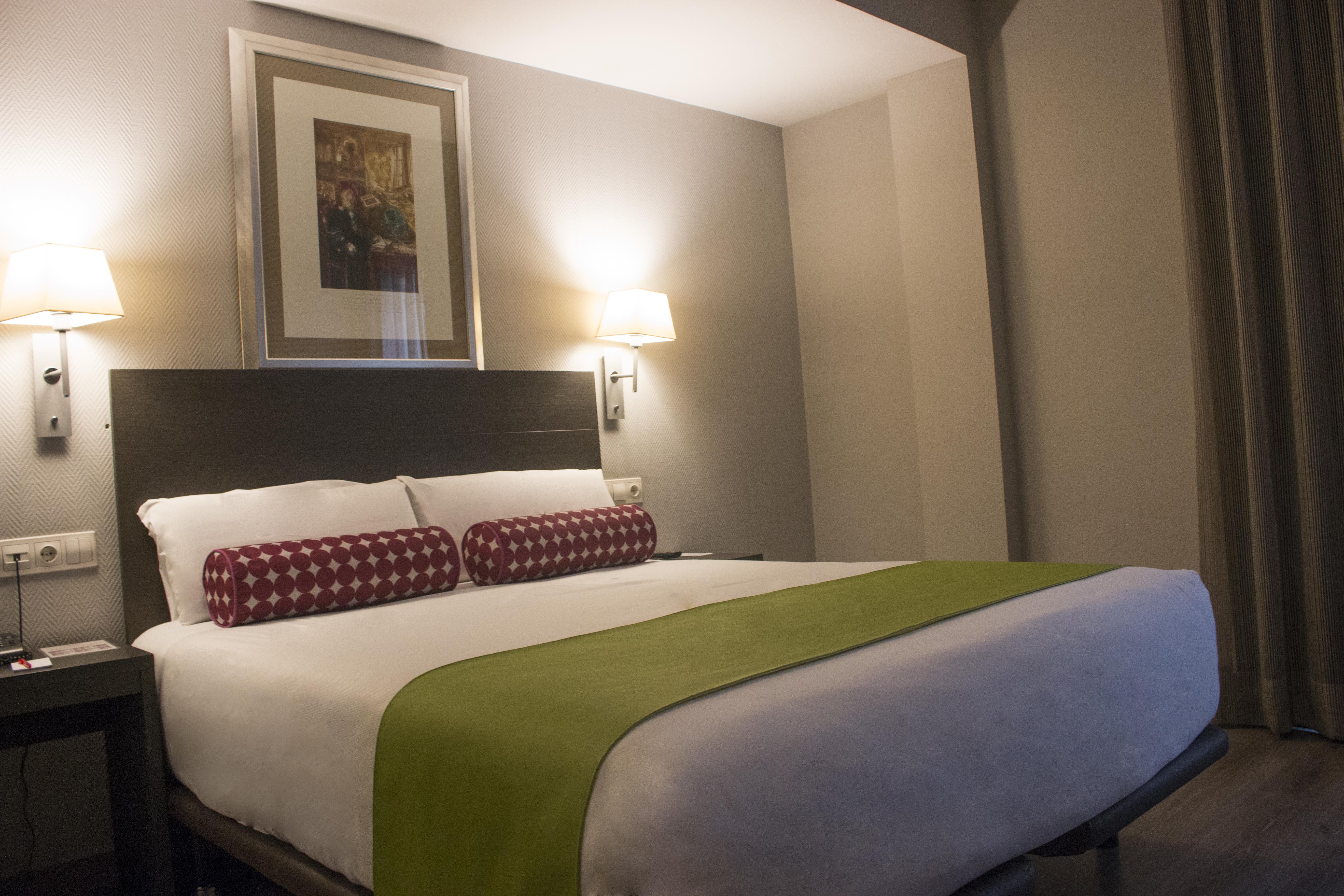 Mercure Madrid Centro Exterior photo