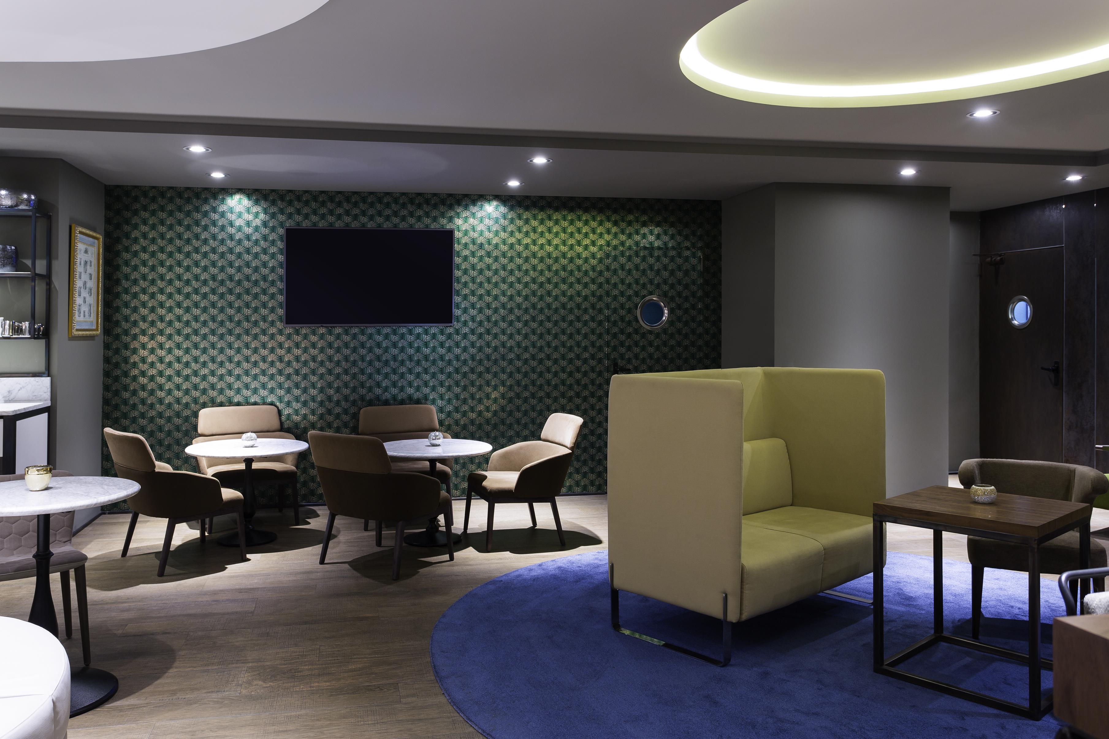 Mercure Madrid Centro Exterior photo